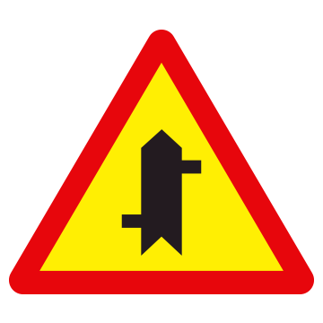 W.207d - Giao nhau với đường không ưu tiên